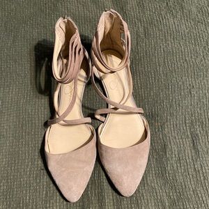 Jessica Simpson flats
